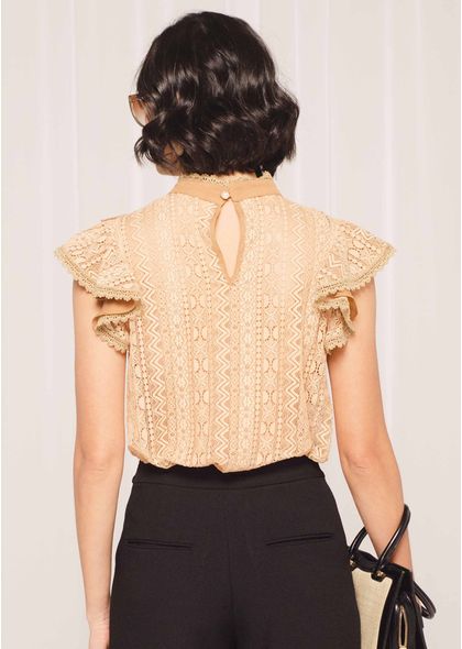 Bata-Renda-Folk-e-Guipures-na-Gola-Maria-Vitoria-CAMEL-020-04978-GG