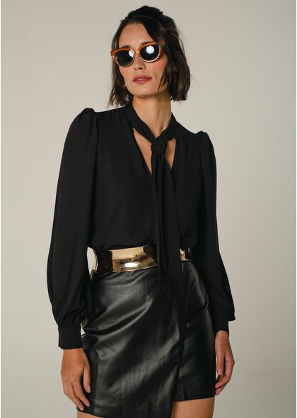 Vestido Curto em Chiffon e Poliuretano Preto