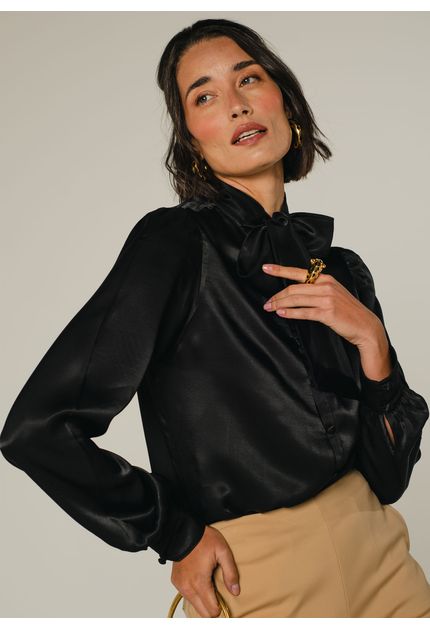 Camisa-em-Alfaiataria-Acetinada-com-Gola-Amarracao-Sensualite-PRETO-002-04972-M