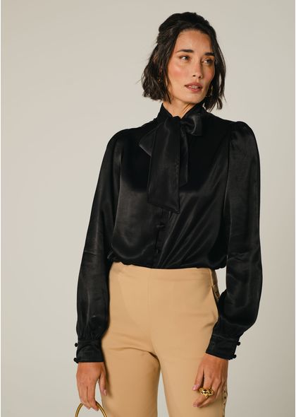 Camisa-em-Alfaiataria-Acetinada-com-Gola-Amarracao-Sensualite-PRETO-002-04972-M