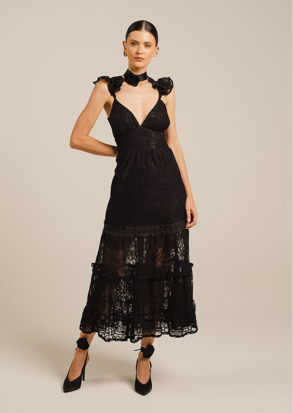 Vestido Preto Vestido De Babado No Decote Vestido Midi Preto Com