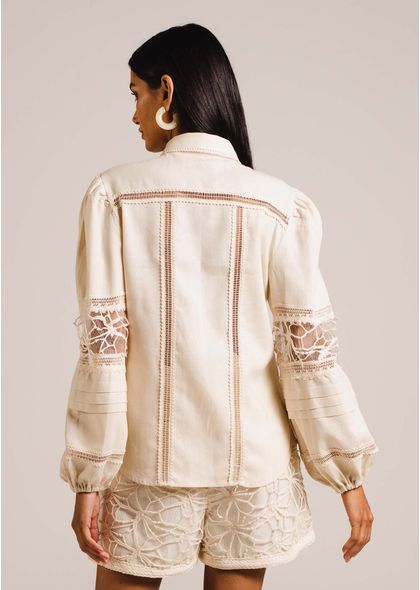 Camisa-em-Linho-e-Guipir-com-Pregas-Frontais-Artemis-CRU-028-05120-GG