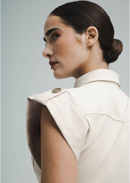 Blusa-em-Sarja-Estruturada-Estilo-Cargo-Pespontada-Liora-BEGE-003-05273-G