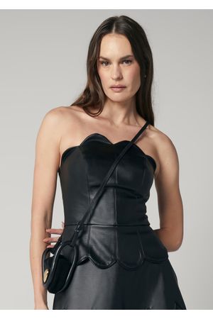 Blusa-Peplum-em-Poliuretano-com-Detalhe-de-Ondas-Georgina-PRETO-002-05230-PP