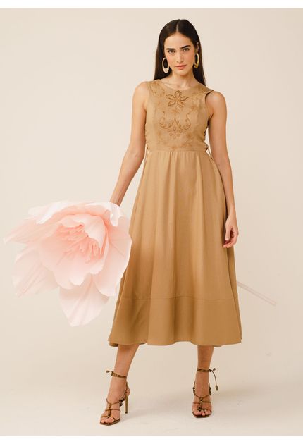 Vestido-Midi-em-Linho-Bordado-Richelieu-Isolda-CARAMELO-030-05075-P
