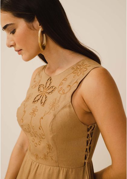Vestido-Midi-em-Linho-Bordado-Richelieu-Isolda-CARAMELO-030-05075-P