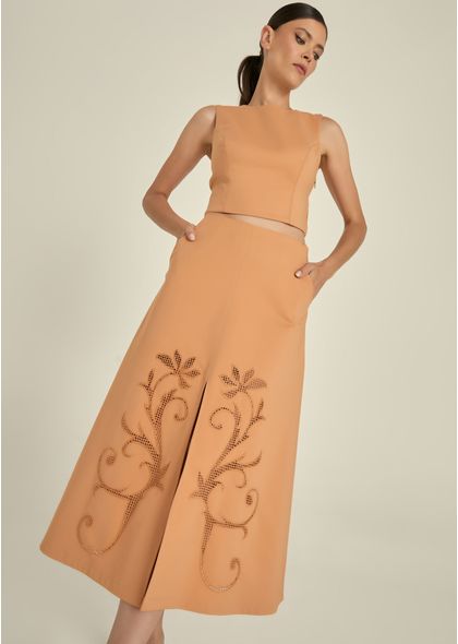 Conjunto-Saia-Midi-e-Cropped-em-Sarja-Estruturada-Tamiris-BEGE-003-05382-P