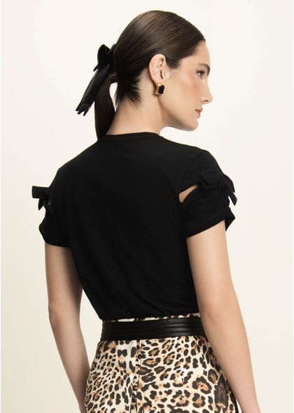 T-Shirt-em-Algodao-com-Detalhe-Vazado-Natane-PRETO-002-05390-PP