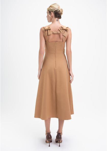 Vestido-Midi-em-Sarja-Estruturada-com-Lacos-nas-Costas-Angelica-CARAMELO-030-05414-PP