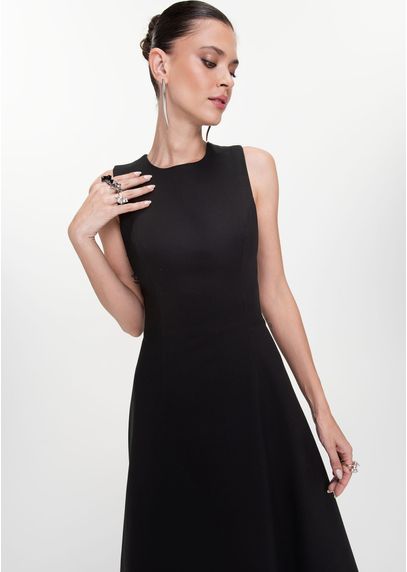 Vestido-Midi-em-Sarja-Estruturada-Trancado-nas-Costas-Guisela-PRETO-002-05412-P