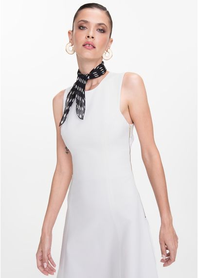 Vestido-Midi-em-Sarja-Estruturada-Trancado-nas-Costas-Guisela-OFF-WHITE-008-05412-P