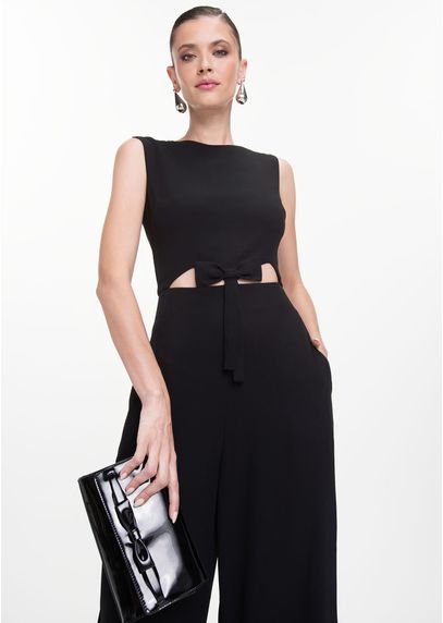 Macacao-em-Alfaiataria-com-Detalhe-Cut-Out-e-Laco-Adele-PRETO-002-05444-PP