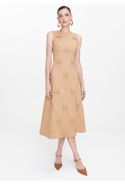 Vestido-Midi-em-Sarja-Estruturada-com-Lacos-Bordados-Mizaela-CARAMELO-030-05446-PP