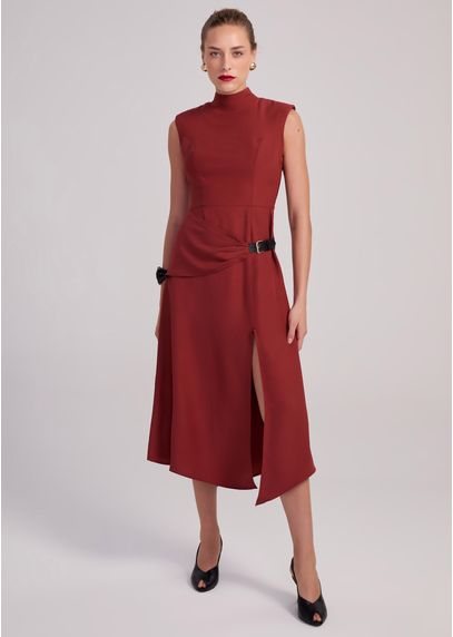 Vestido-Midi-em-Alfaiataria-Assimetrico-com-Fenda-Cyrena-MARROM-015-05287-PP