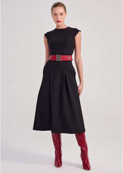 Vestido-Midi-em-Sarja-Estruturada-com-Mangas-Tamoyo-PRETO-002-05447-P