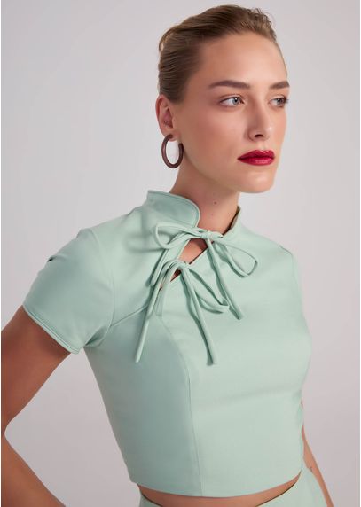 Conjunto-Cropped-e-Saia-Midi-em-Sarja-Estruturada-Yumi-VERDE-004-05440-PP