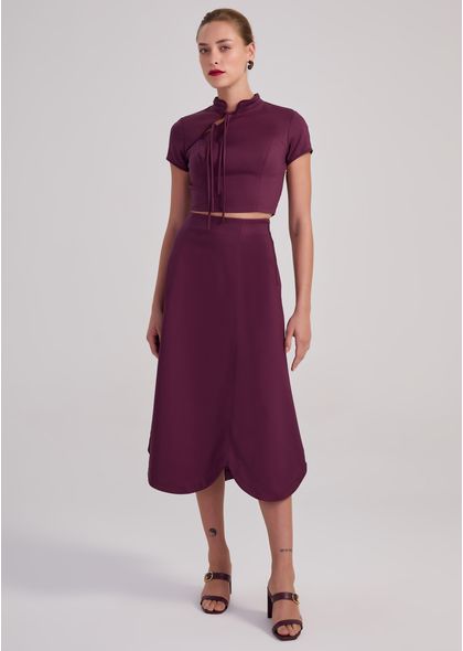 Conjunto-Cropped-e-Saia-Midi-em-Sarja-Estruturada-Yumi-VINHO-042-05440-PP