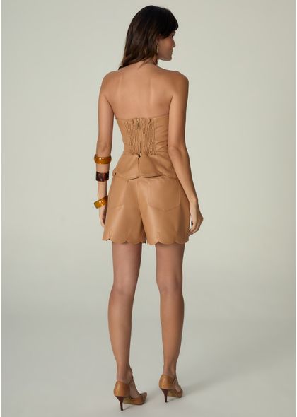 Shorts-em-Poliuretano-com-Bordado-na-Barra-Yoko-CARAMELO-030-05503-PP