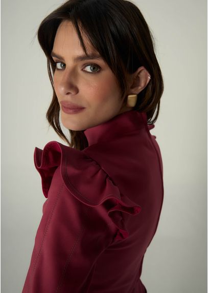 Cropped-em-Sarja-Estruturada-com-Mangas-Longas-Ashley-VINHO-042-05499-PP