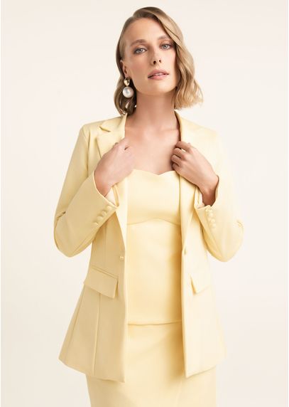 Blazer-em-Sarja-Estruturada-com-Botoes-Forrados-Manu-AMARELO-014-05504-PP