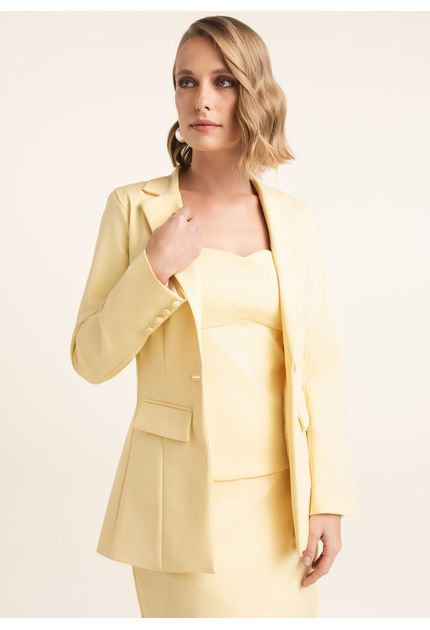 Blazer-em-Sarja-Estruturada-com-Botoes-Forrados-Manu-AMARELO-014-05504-P
