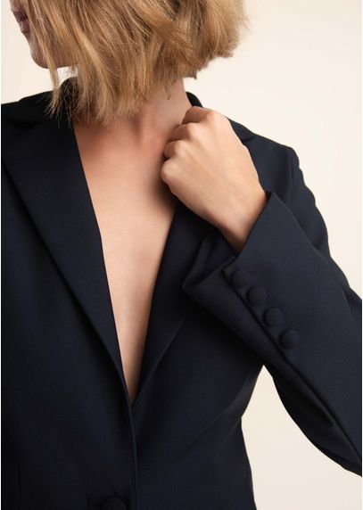 Blazer-em-Sarja-Estruturada-com-Botoes-Forrados-Manu-MARINHO-036-05504-PP