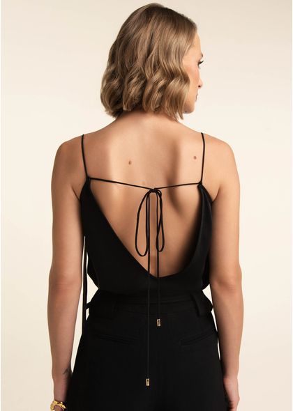 Regata-em-Alfaiataria-com-Decote-V-Clarisse-PRETO-002-05549-PP