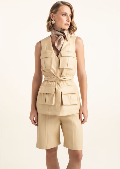 Colete-Utilitario-em-Poliuretano-com-Bolsos-Holanda-BEGE-003-05528-PP
