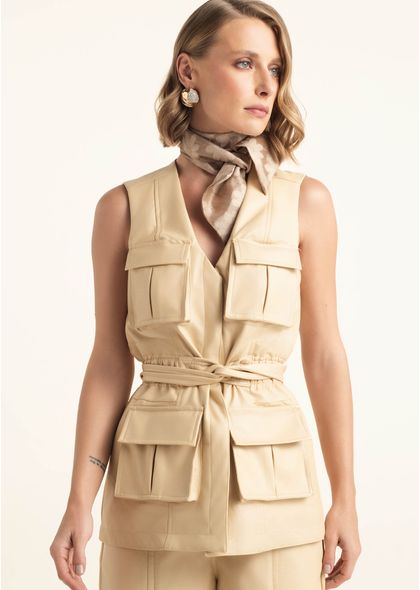 Colete-Utilitario-em-Poliuretano-com-Bolsos-Holanda-BEGE-003-05528-PP