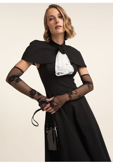 Vestido-Midi-em-Sarja-Estruturada-Evase-com-Capa-Erminia-PRETO-002-05545-PP