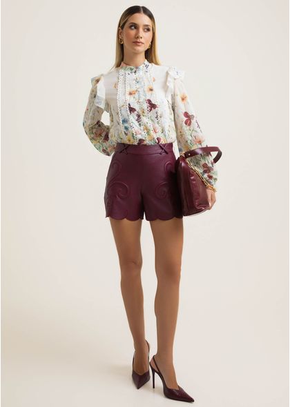 Shorts-em-Poliuretano-com-Bordado-na-Barra-Yoko-VINHO-042-05503-PP