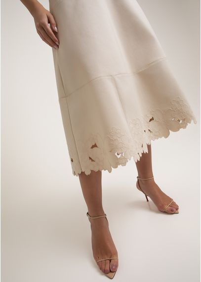 Saia-Midi-em-Sarja-Estruturada-com-Bordado-Cerejeira-Kyoto-BEGE-003-05468-PP