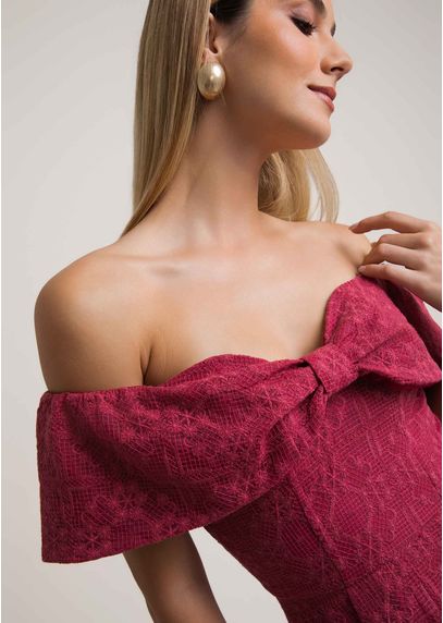 Vestido-Midi-em-Organza-Bordada-Ombro-a-Ombro-Luana-VINHO-042-05574-PP