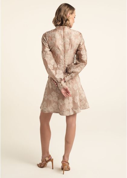 Vestido-Curto-em-Organza-Bordada-com-Mangas-Bufante-Lorena-BEGE-003-05562-PP