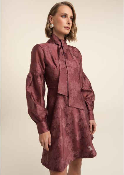 Vestido-Curto-em-Organza-Bordada-com-Mangas-Bufante-Lorena-VINHO-042-05562-PP