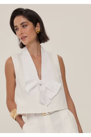 Blusa-Cropped-em-Sarja-Acetinada-com-Gola-Dupla-Selene-OFF-WHITE-008-05585-PP